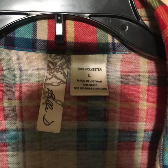 Top - Picture 2 of 4